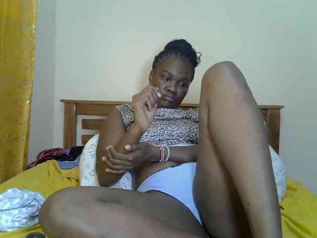 Prettyliz30 webcam