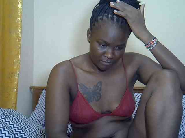 Prettyliz30 webcam
