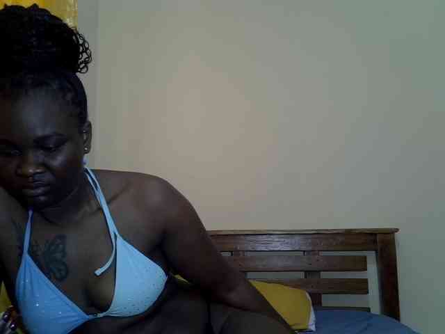Prettyliz30 webcam