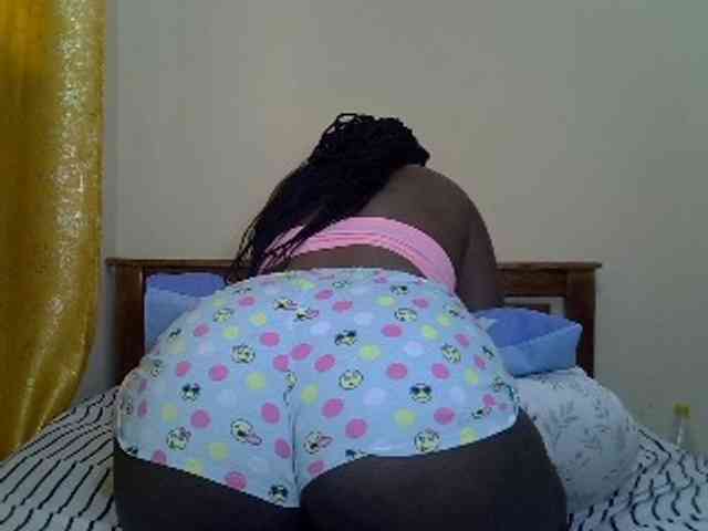 Prettyliz30 webcam