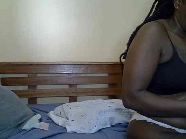 Prettyliz30 webcam