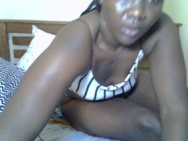 Prettyliz30 webcam