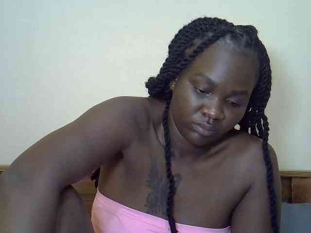 Prettyliz30 webcam