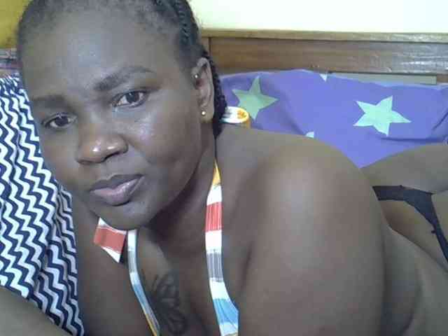 Prettyliz30 webcam