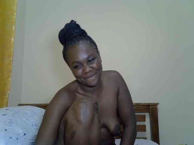 Prettyliz30 webcam