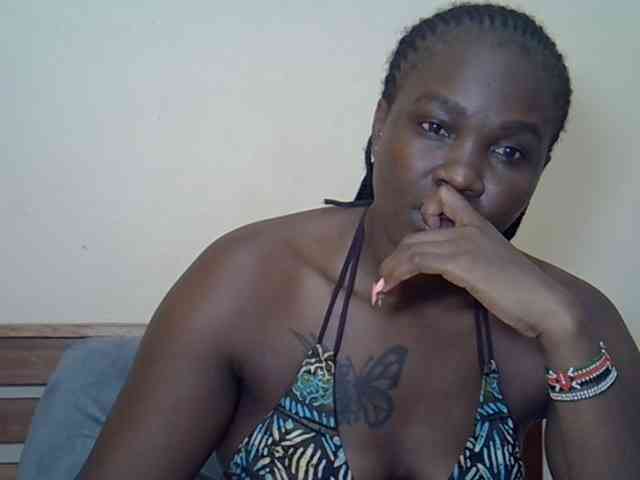 Prettyliz30 webcam