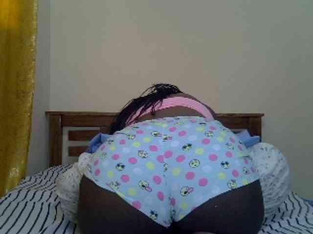 Prettyliz30 webcam
