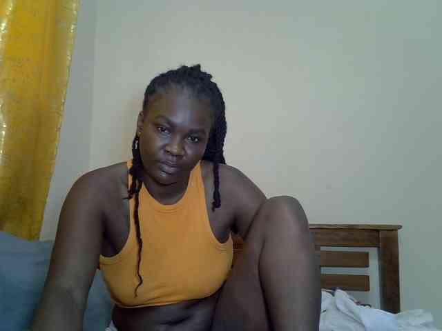 Prettyliz30 webcam