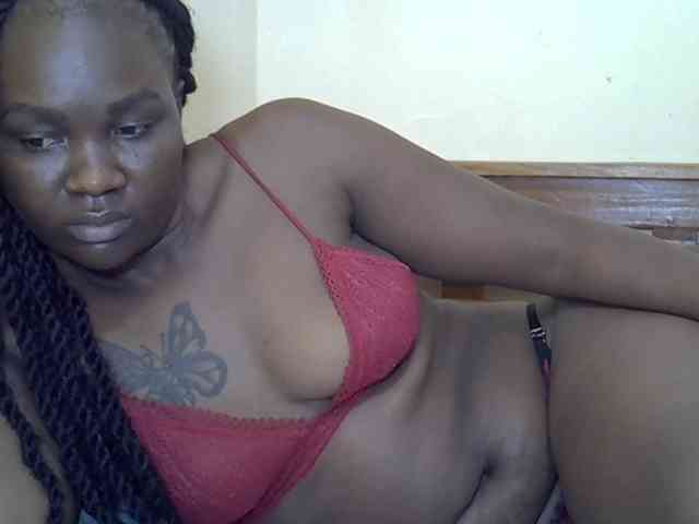 Prettyliz30 webcam