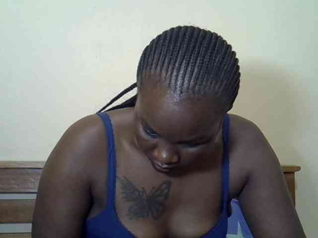 Prettyliz30 webcam