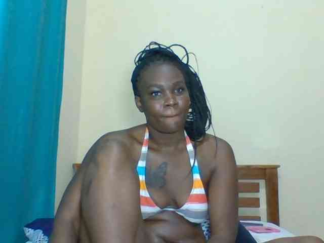 Prettyliz30 webcam