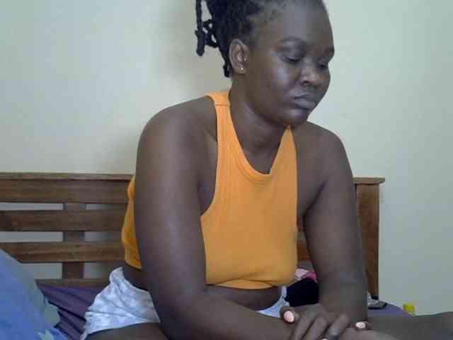 Prettyliz30 webcam