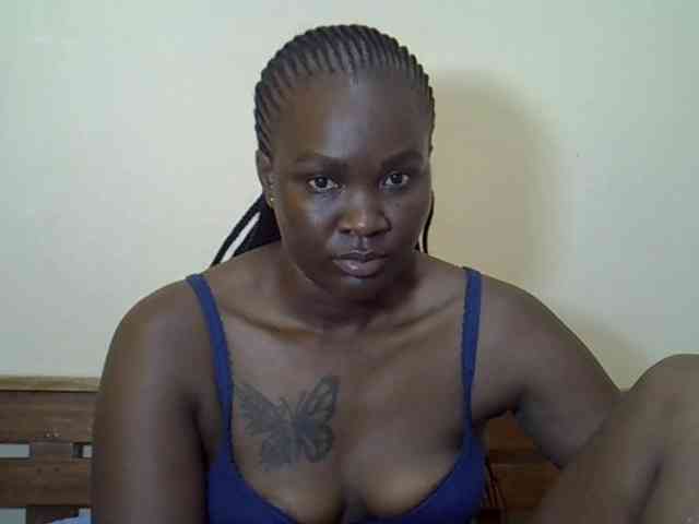 Prettyliz30 webcam