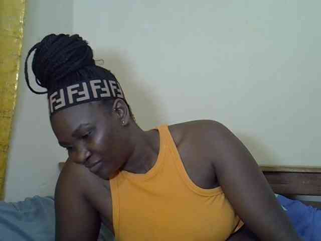 Prettyliz30 webcam