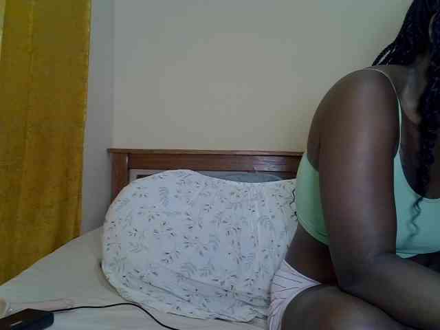 Prettyliz30 webcam