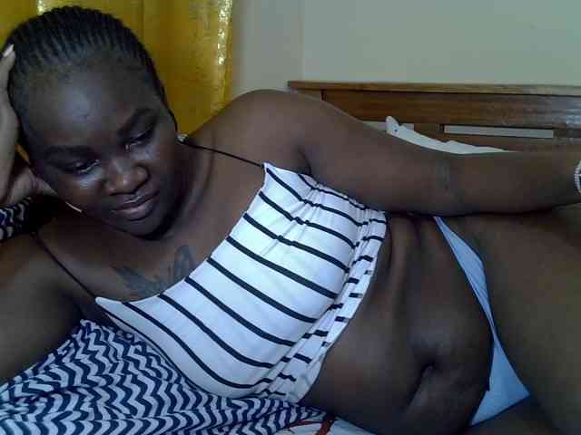 Prettyliz30 webcam