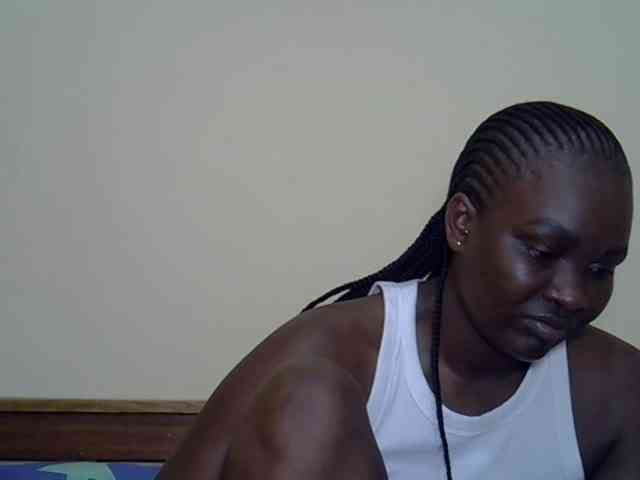 Prettyliz30 webcam