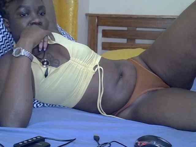 Prettyliz30 webcam