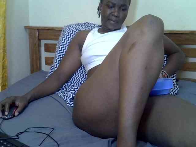 Prettyliz30 webcam