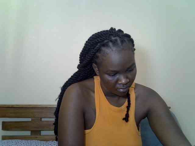 Prettyliz30 webcam