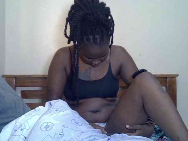 Prettyliz30 webcam