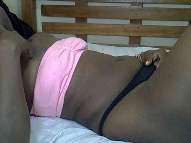 Prettyliz30 webcam