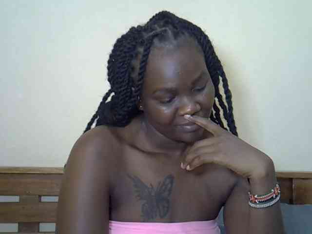 Prettyliz30 webcam