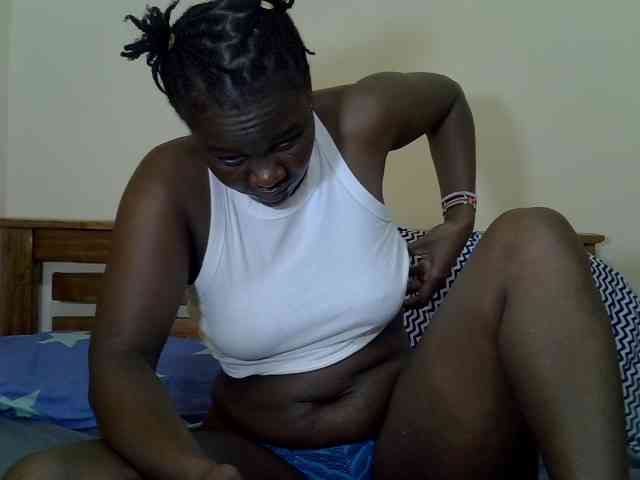 Prettyliz30 webcam