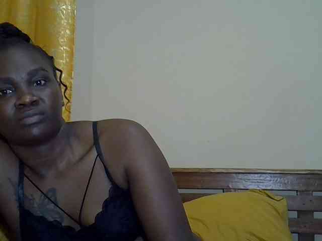 Prettyliz30 webcam