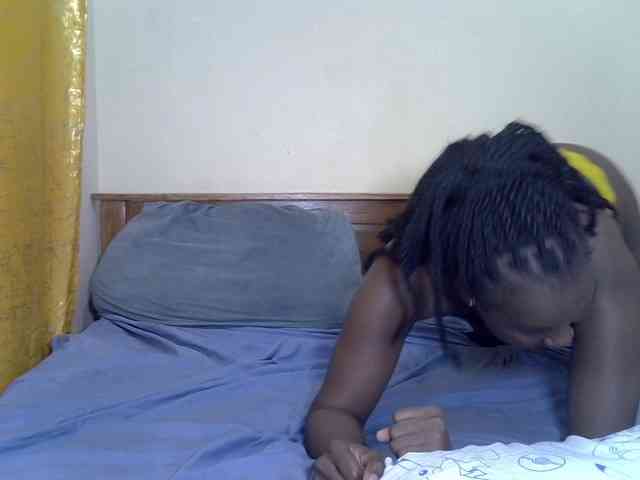 Prettyliz30 webcam