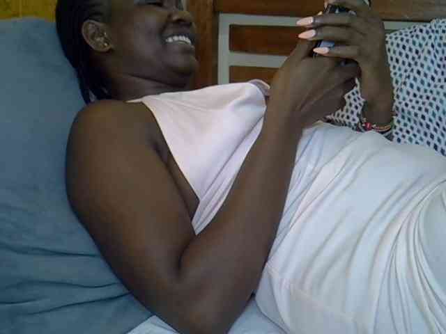 Prettyliz30 webcam
