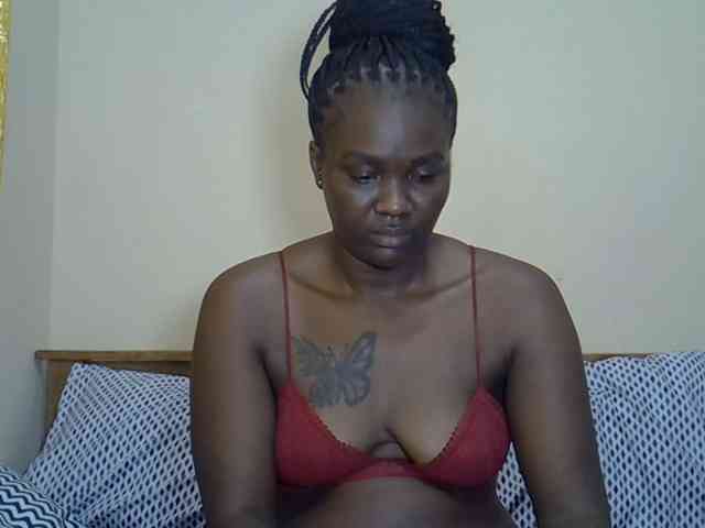 Prettyliz30 webcam