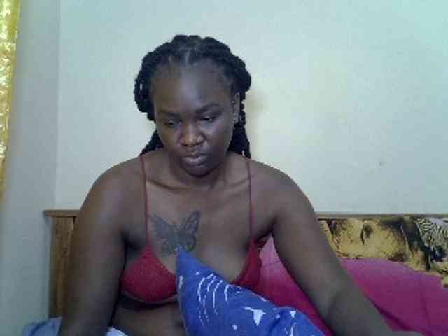 Prettyliz30 webcam