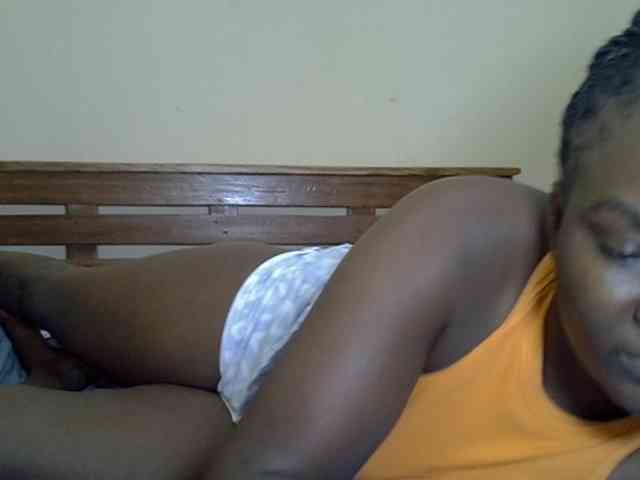 Prettyliz30 webcam