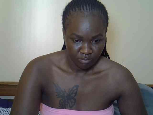 Prettyliz30 webcam