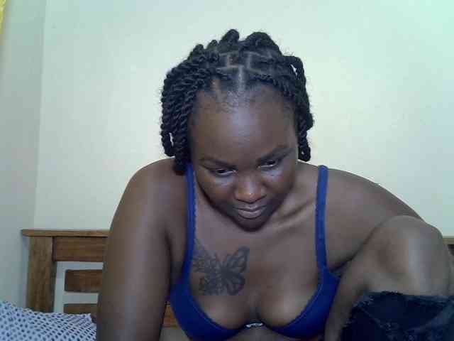 Prettyliz30 webcam