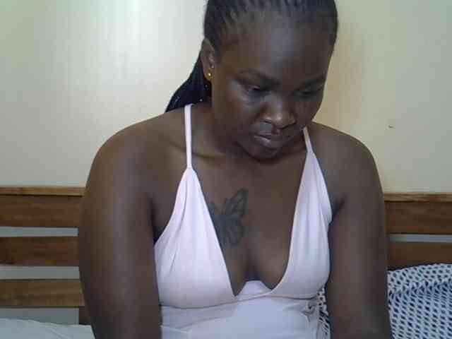 Prettyliz30 webcam