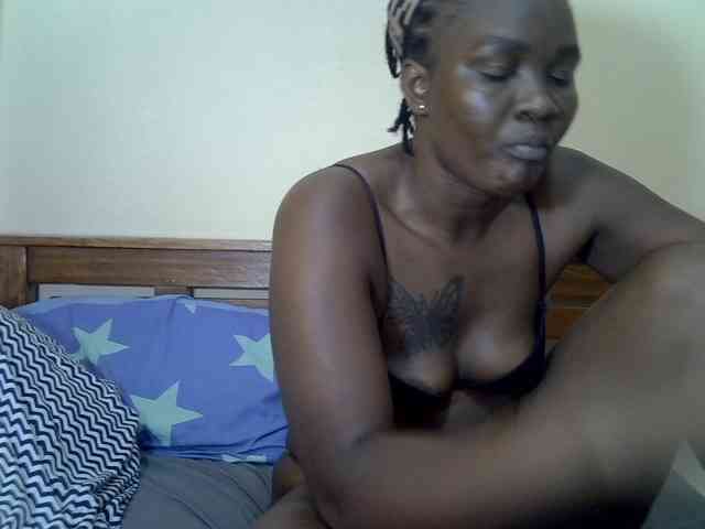 Prettyliz30 webcam