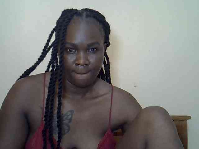 Prettyliz30 webcam