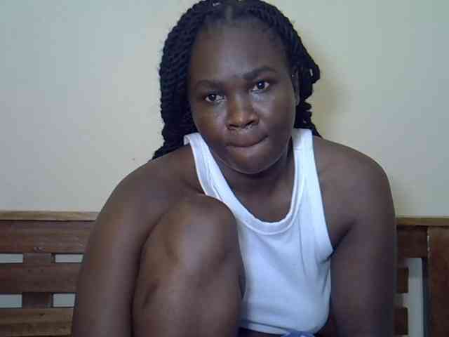 Prettyliz30 webcam