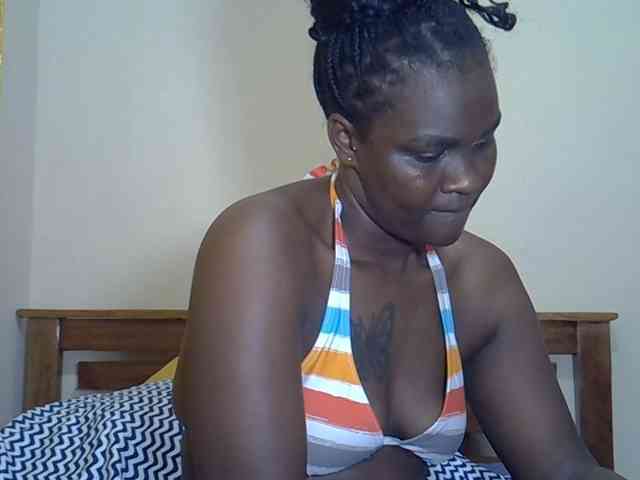 Prettyliz30 webcam