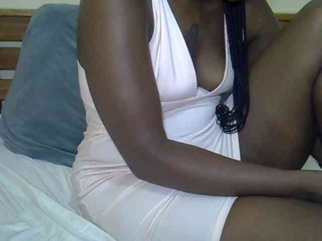 Prettyliz30 webcam