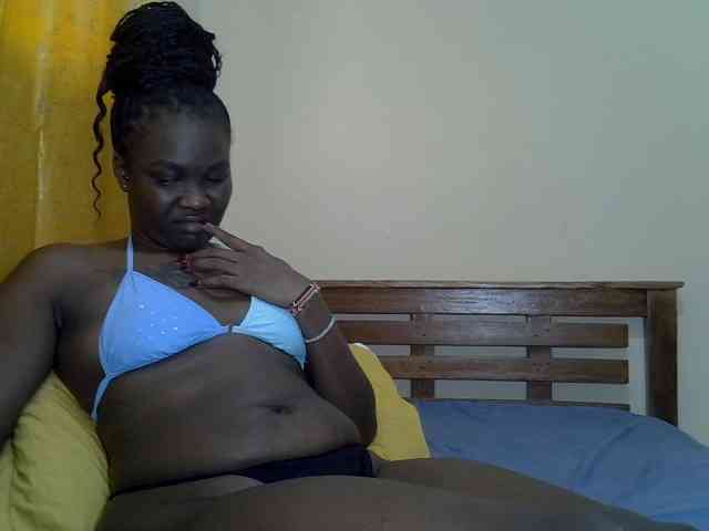 Prettyliz30 webcam