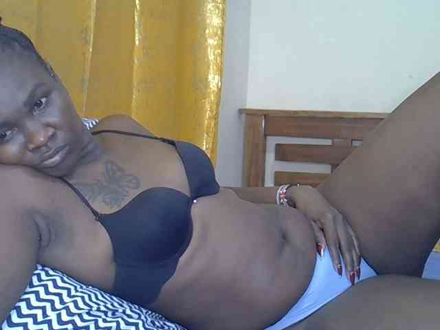 Prettyliz30 webcam