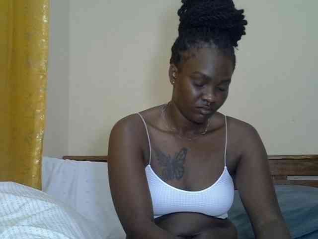 Prettyliz30 webcam