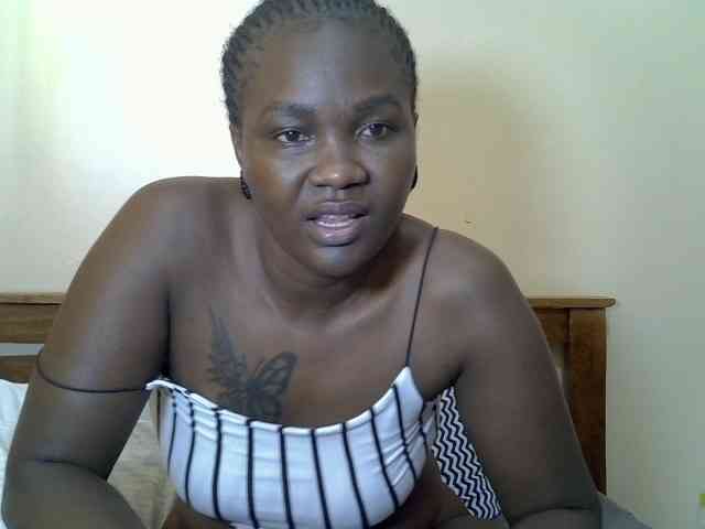 Prettyliz30 webcam