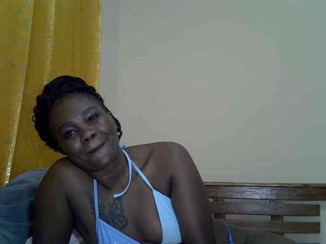 Prettyliz30 webcam