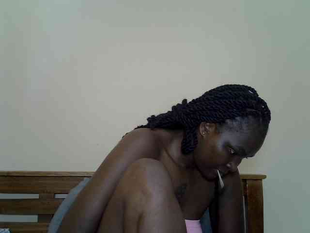 Prettyliz30 webcam