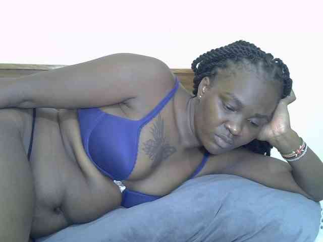 Prettyliz30 webcam
