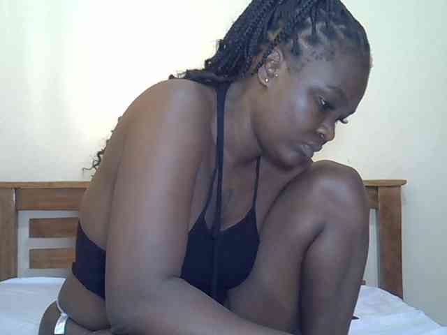 Prettyliz30 webcam